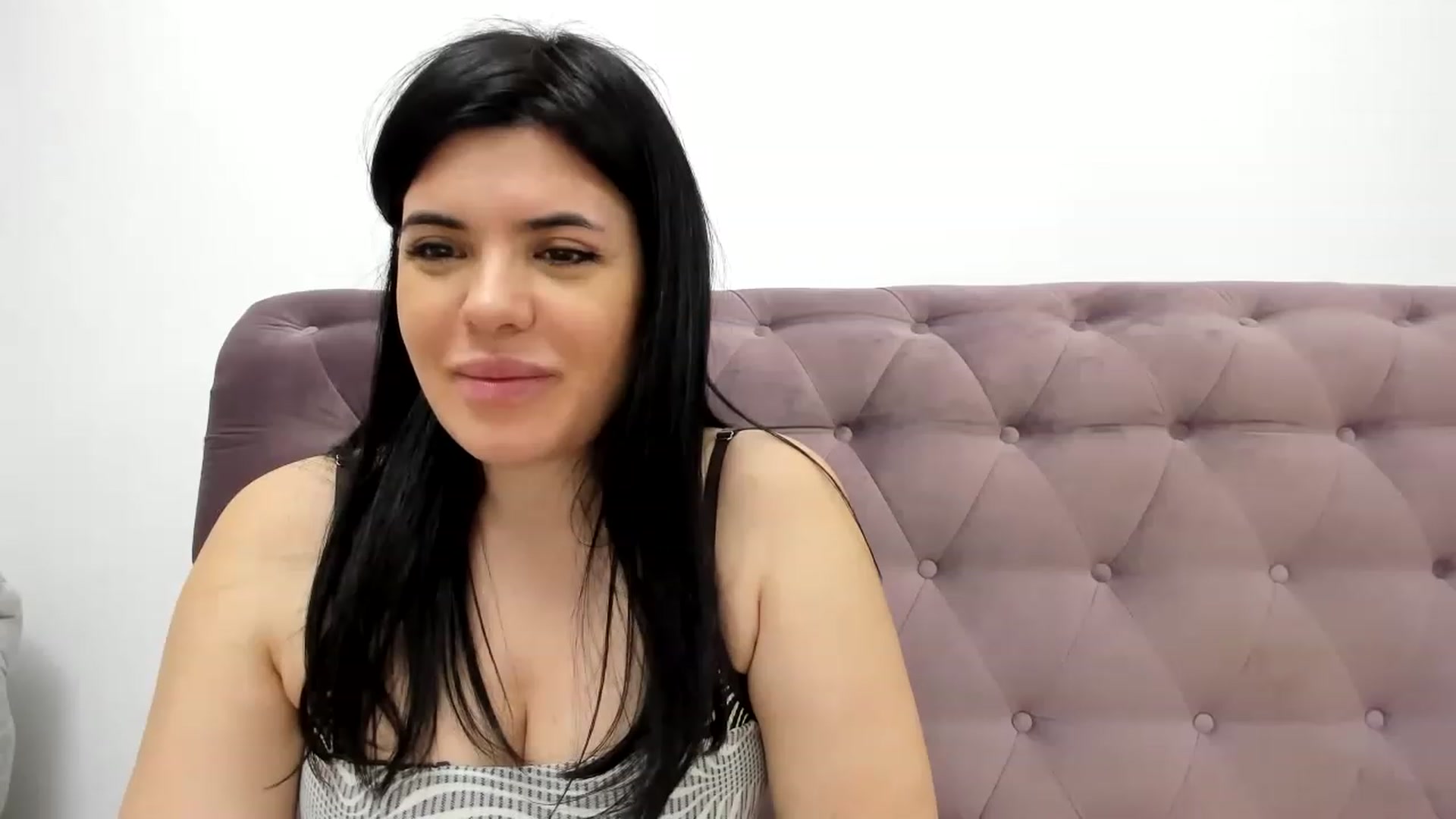 Gallery image thumbnail from Aeena's myfreecams stream on, 03/25/2023, 22:05 image 17 of 20