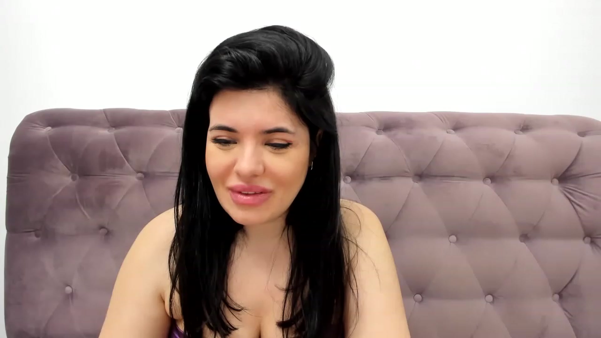 Gallery image thumbnail from Aeena's myfreecams stream on, 03/31/2023, 22:07 image 10 of 20