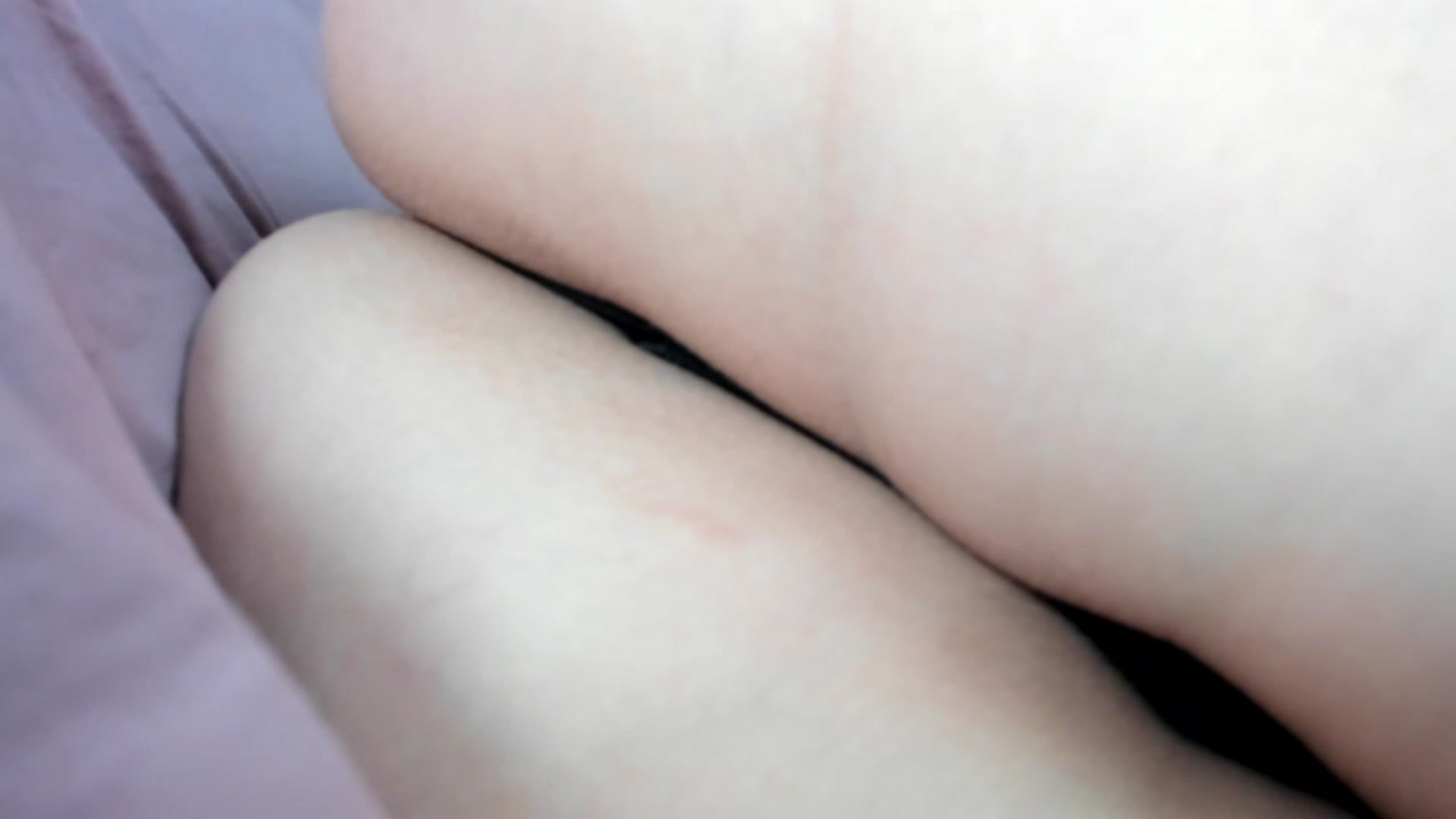 Gallery image thumbnail from Aeena's myfreecams stream on, 05/01/2023, 22:07 image 14 of 20