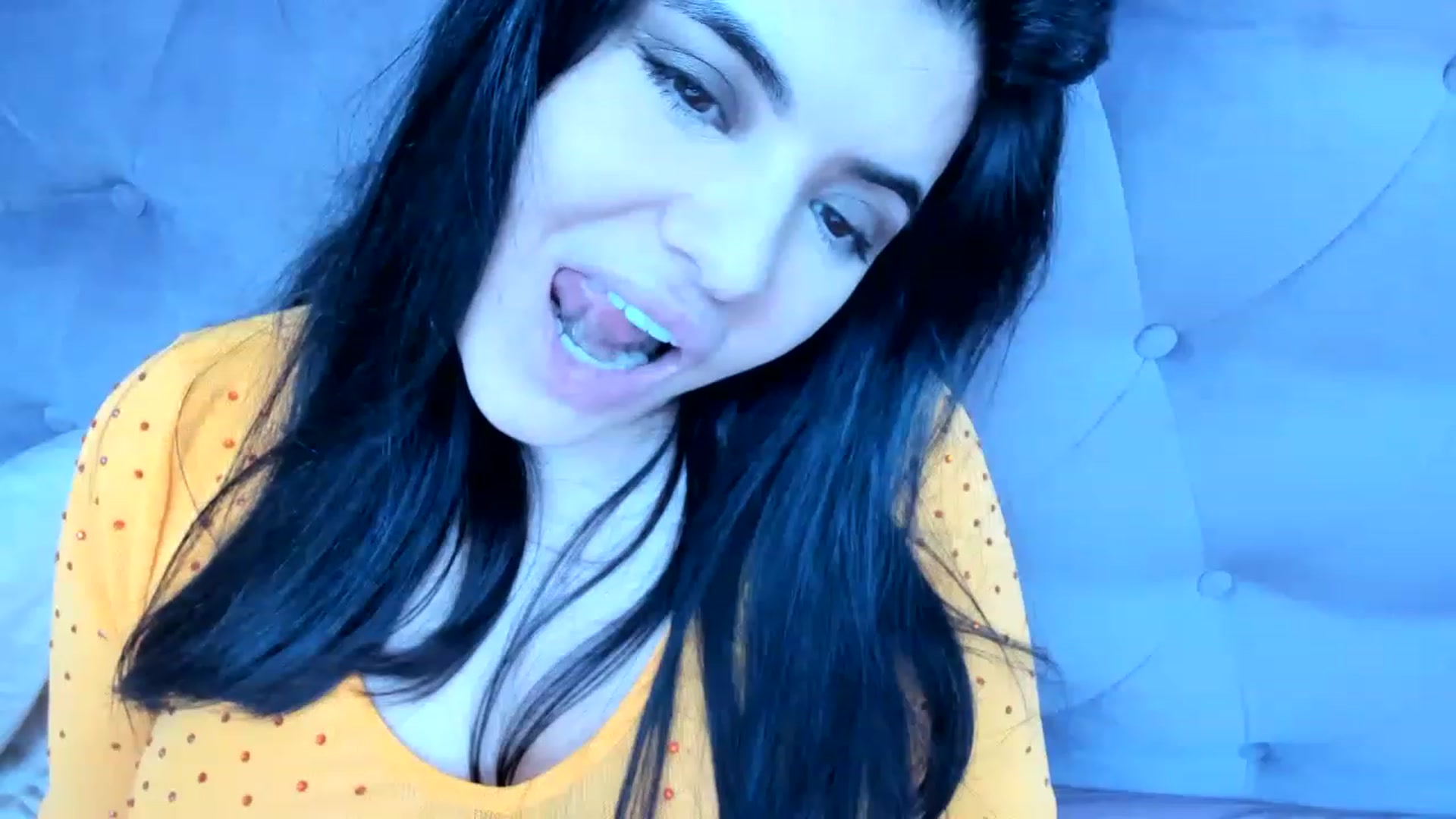 Gallery image thumbnail from Aeena's myfreecams stream on, 05/02/2023, 20:41 image 16 of 20