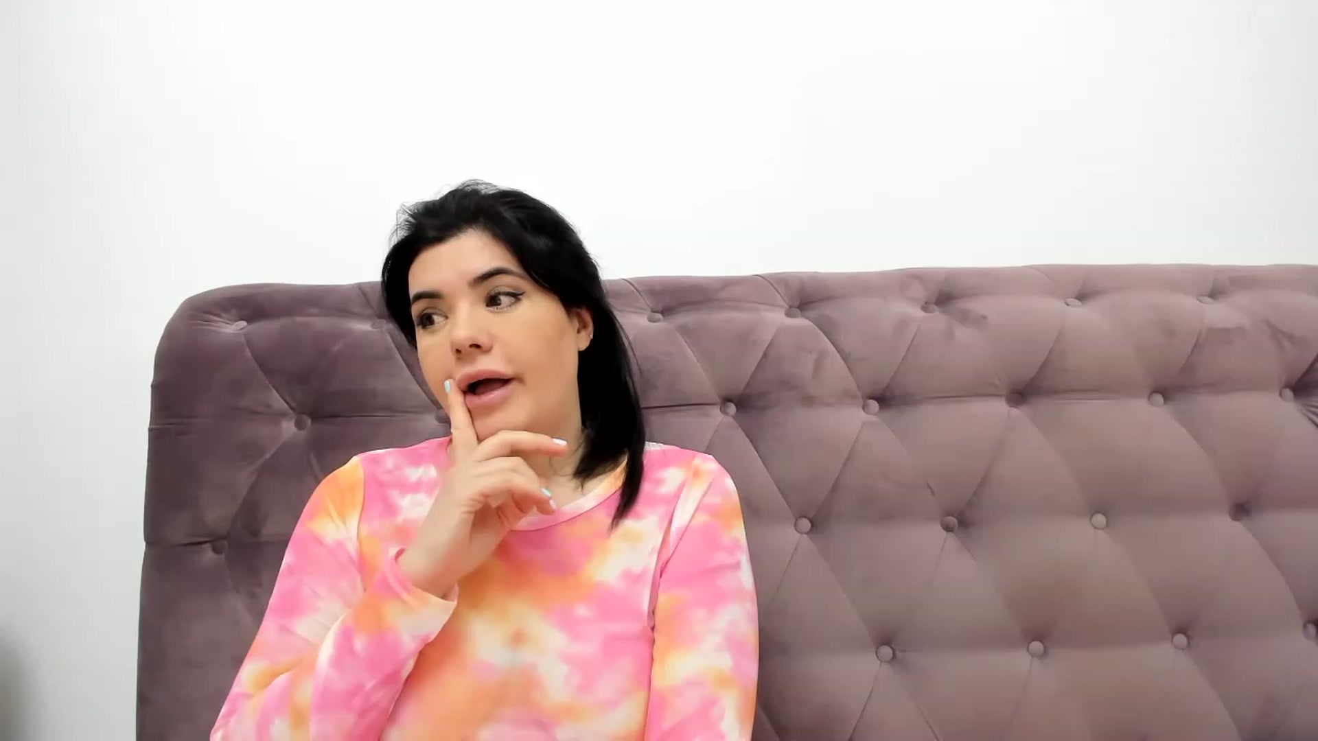 Gallery image thumbnail from Aeena's myfreecams stream on, 05/03/2023, 20:36 image 3 of 20