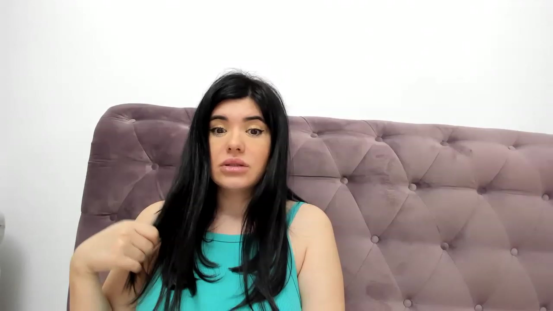 Gallery image thumbnail from Aeena's myfreecams stream on, 05/05/2023, 22:06 image 2 of 20