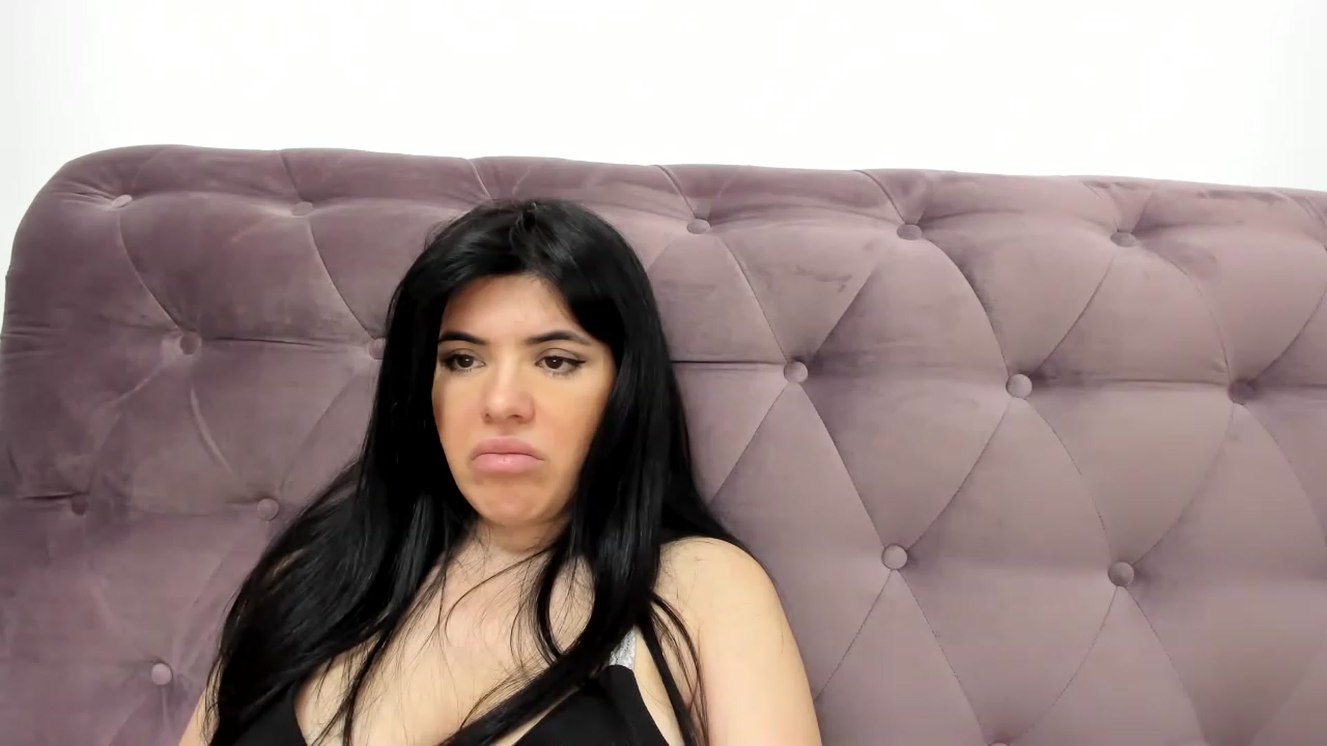 Gallery image thumbnail from Aeena's myfreecams stream on, 05/15/2023, 22:04 image 3 of 20