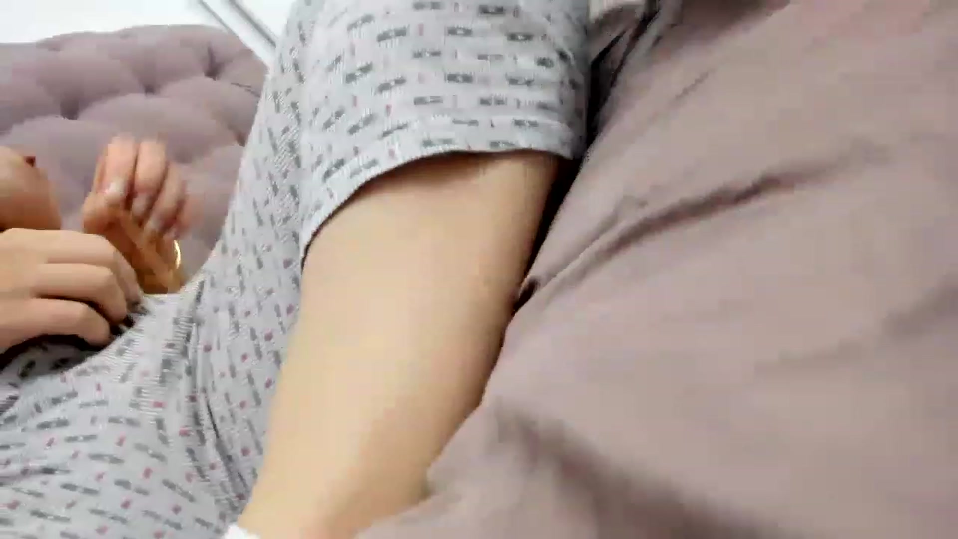 Gallery image thumbnail from Aeena's myfreecams stream on, 05/18/2023, 21:52 image 20 of 20