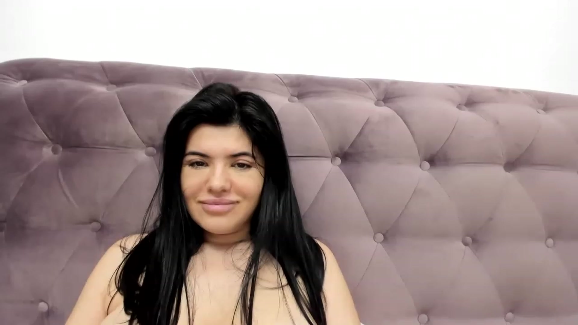 Gallery image thumbnail from Aeena's myfreecams stream on, 05/18/2023, 21:52 image 13 of 20