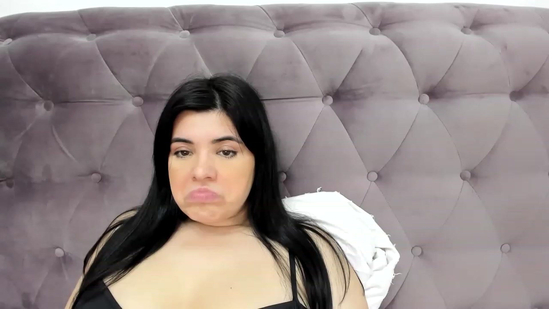 Gallery image thumbnail from Aeena's myfreecams stream on, 05/24/2023, 22:01 image 8 of 20