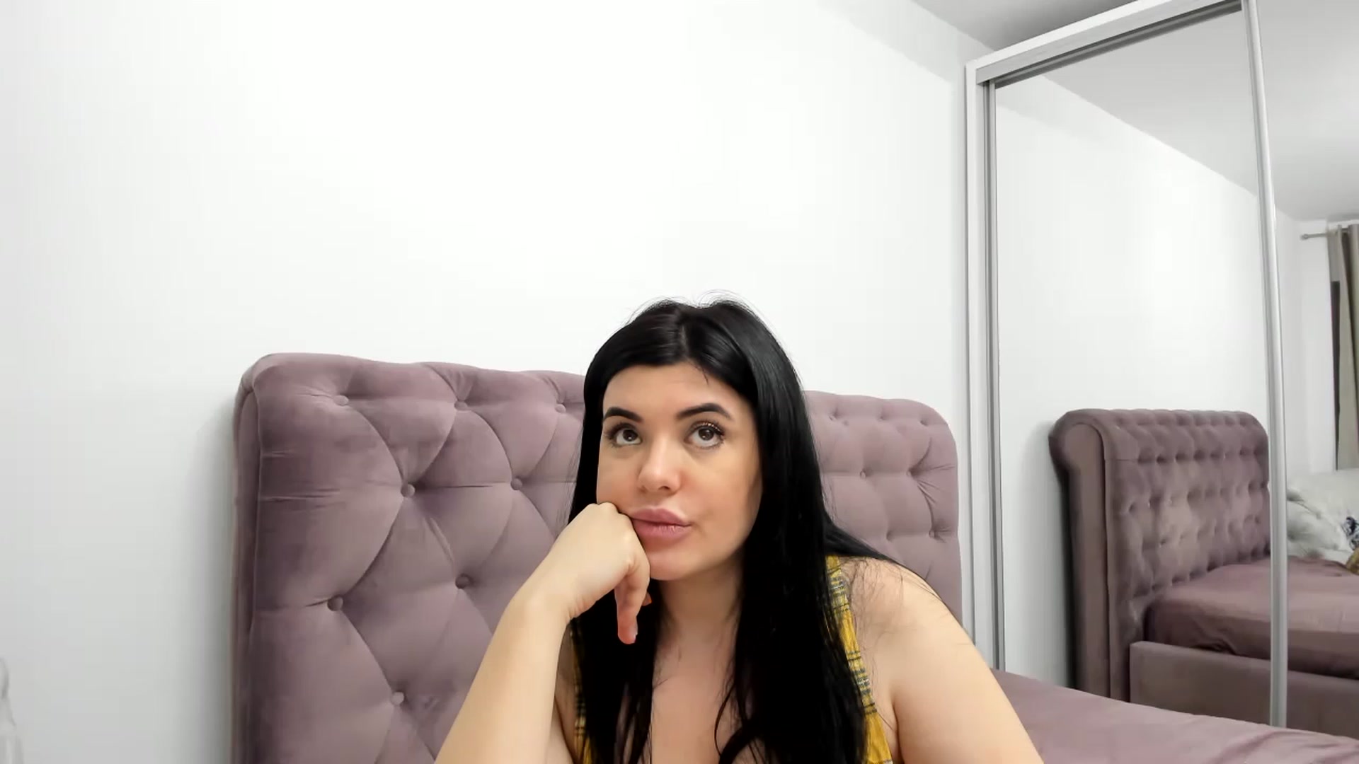 Gallery image thumbnail from Aeena's myfreecams stream on, 06/14/2023, 22:05 image 9 of 20