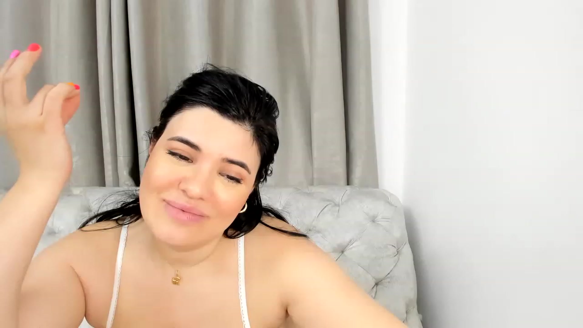 Gallery image thumbnail from Aeena's myfreecams stream on, 06/22/2023, 21:29 image 5 of 20