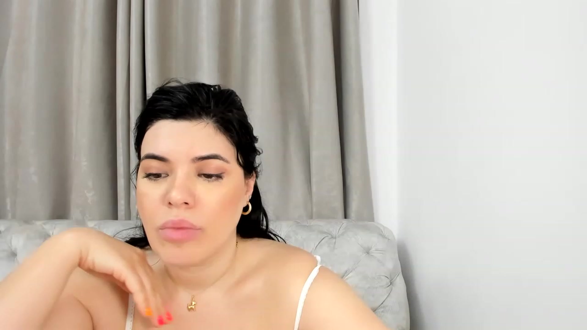 Gallery image thumbnail from Aeena's myfreecams stream on, 06/22/2023, 21:29 image 12 of 20