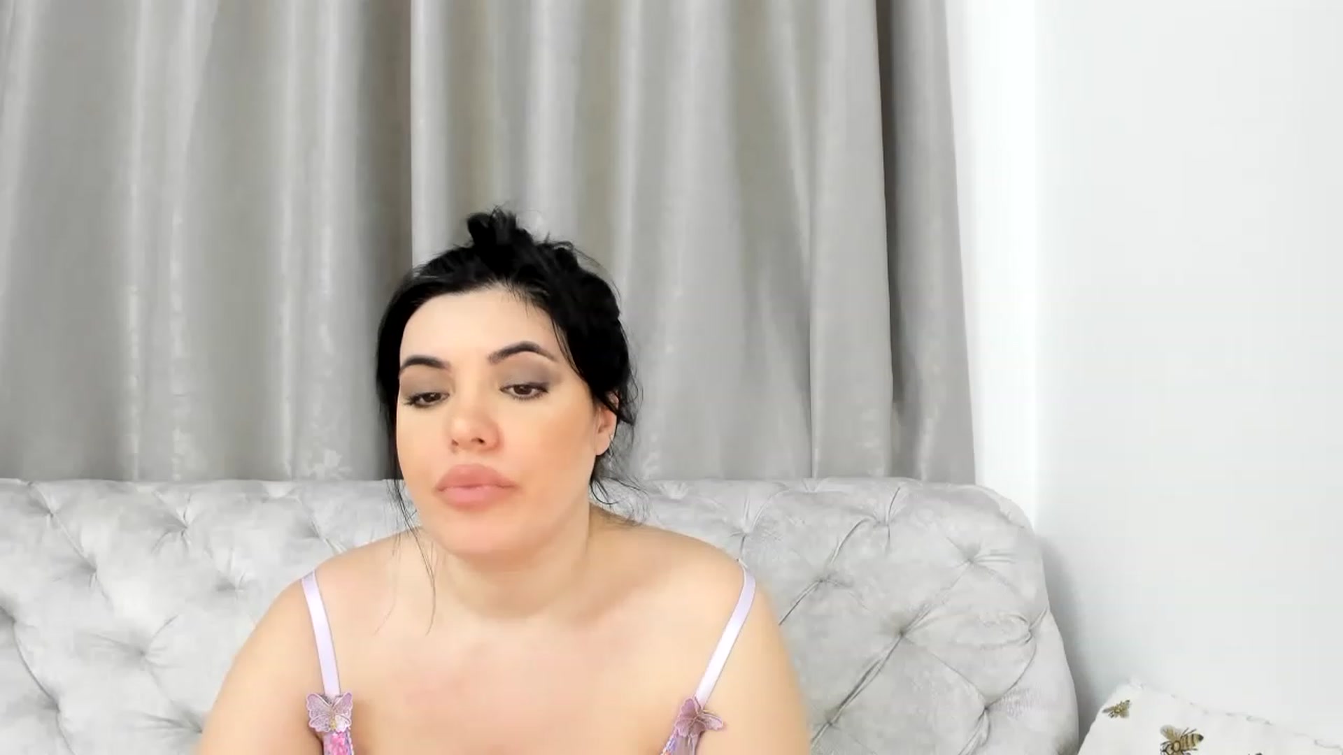 Gallery image thumbnail from Aeena's myfreecams stream on, 06/27/2023, 21:58 image 5 of 20