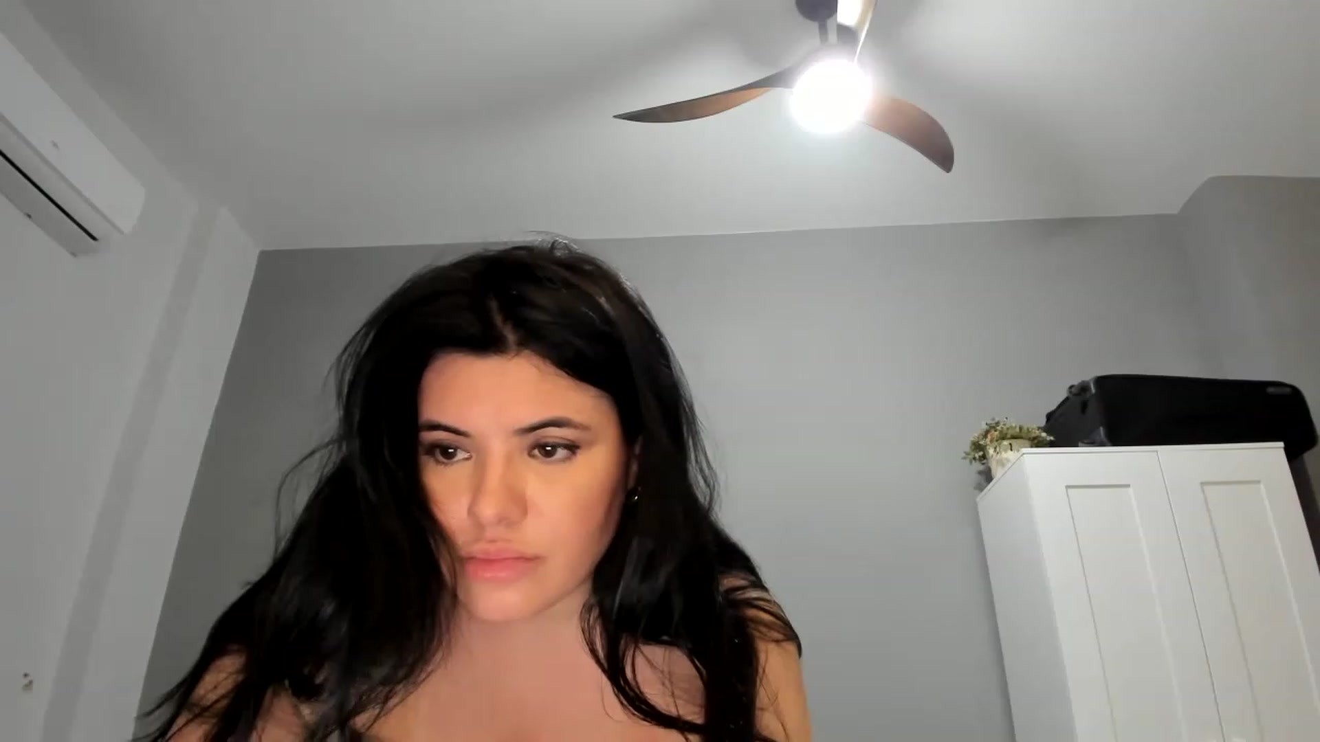 Gallery image thumbnail from Aeena's myfreecams stream on, 07/11/2023, 21:21 image 13 of 20
