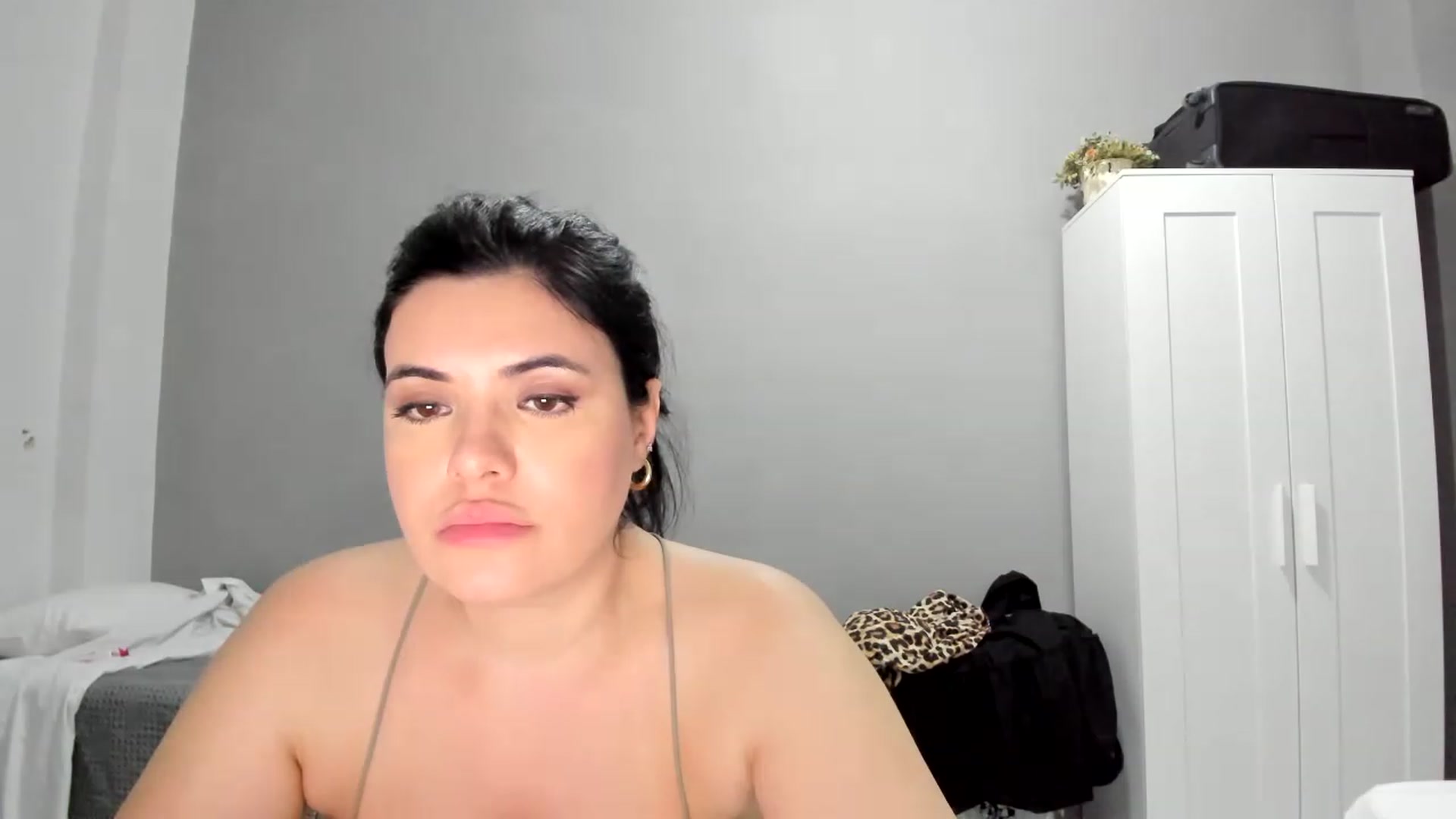 Gallery image thumbnail from Aeena's myfreecams stream on, 07/11/2023, 21:21 image 5 of 20