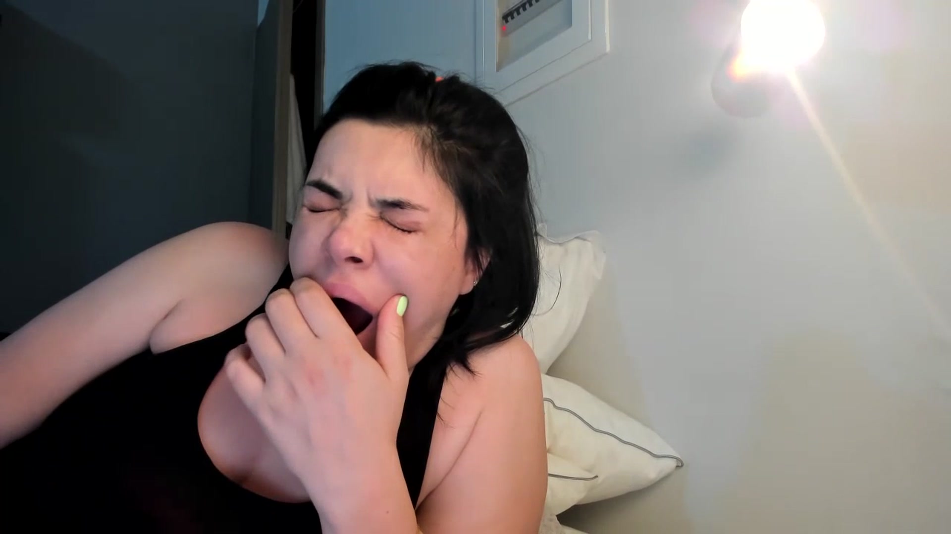 Gallery image thumbnail from Aeena's myfreecams stream on, 07/12/2023, 21:40 image 19 of 20