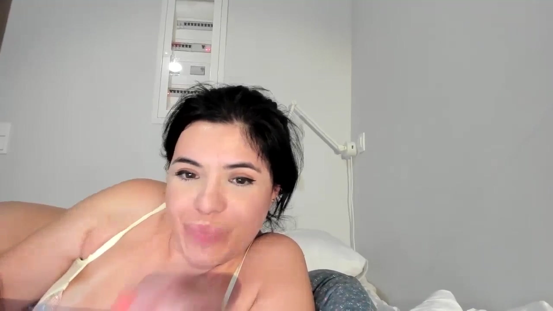 Gallery image thumbnail from Aeena's myfreecams stream on, 07/22/2023, 21:58 image 3 of 20