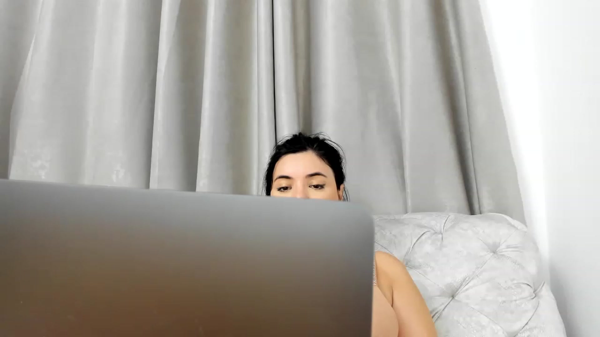 Gallery image thumbnail from Aeena's myfreecams stream on, 08/10/2023, 21:11 image 10 of 20