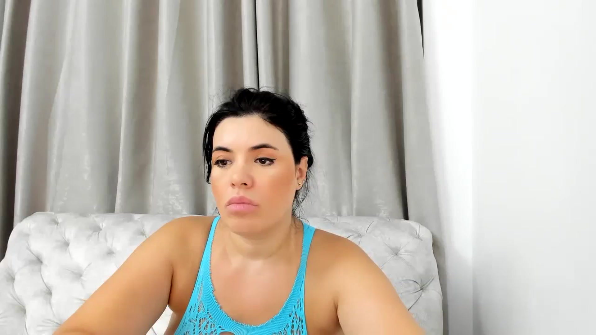 Gallery image thumbnail from Aeena's myfreecams stream on, 08/12/2023, 22:04 image 19 of 20