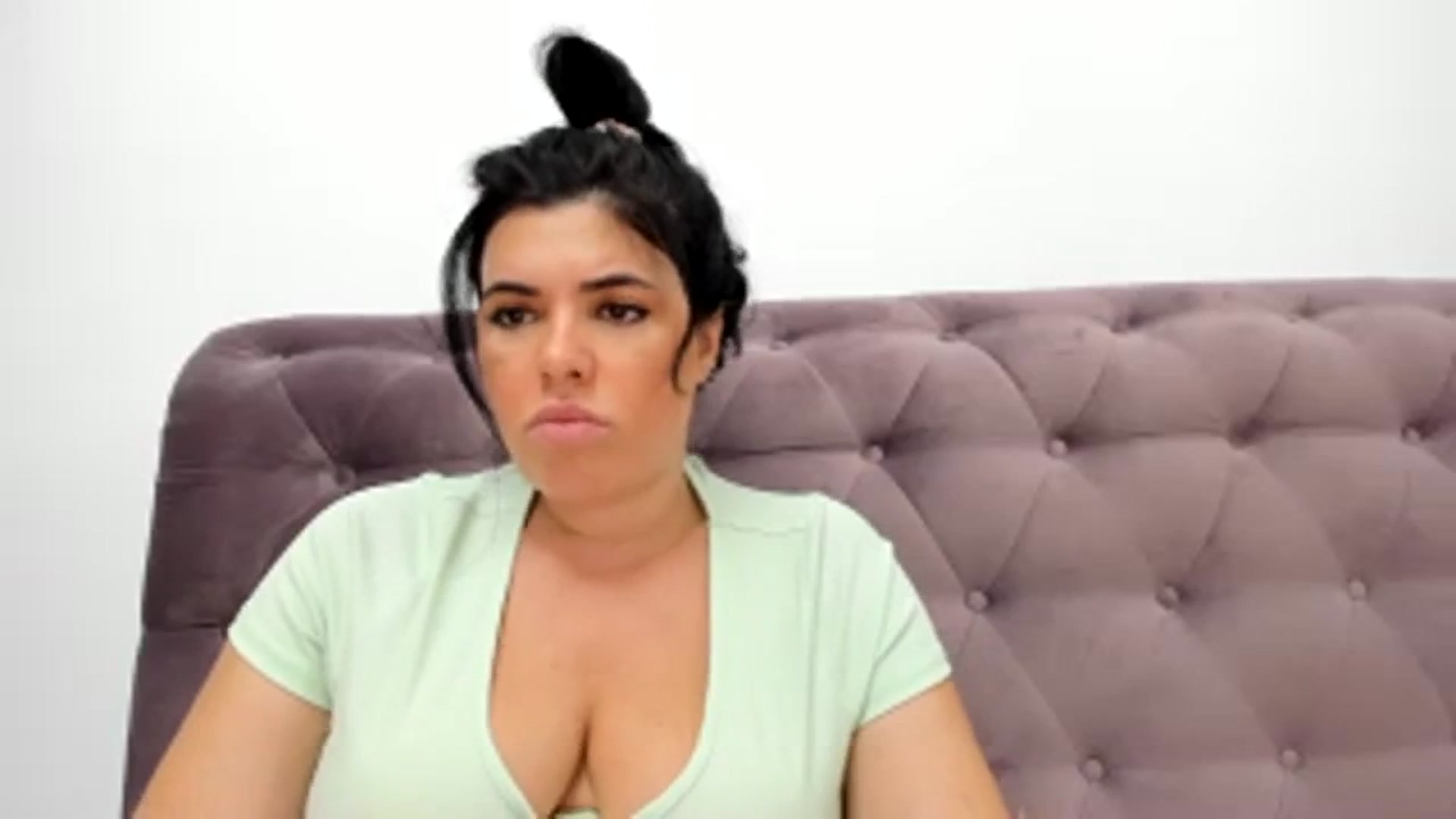 Gallery image thumbnail from Aeena's myfreecams stream on, 08/13/2023, 21:01 image 19 of 20