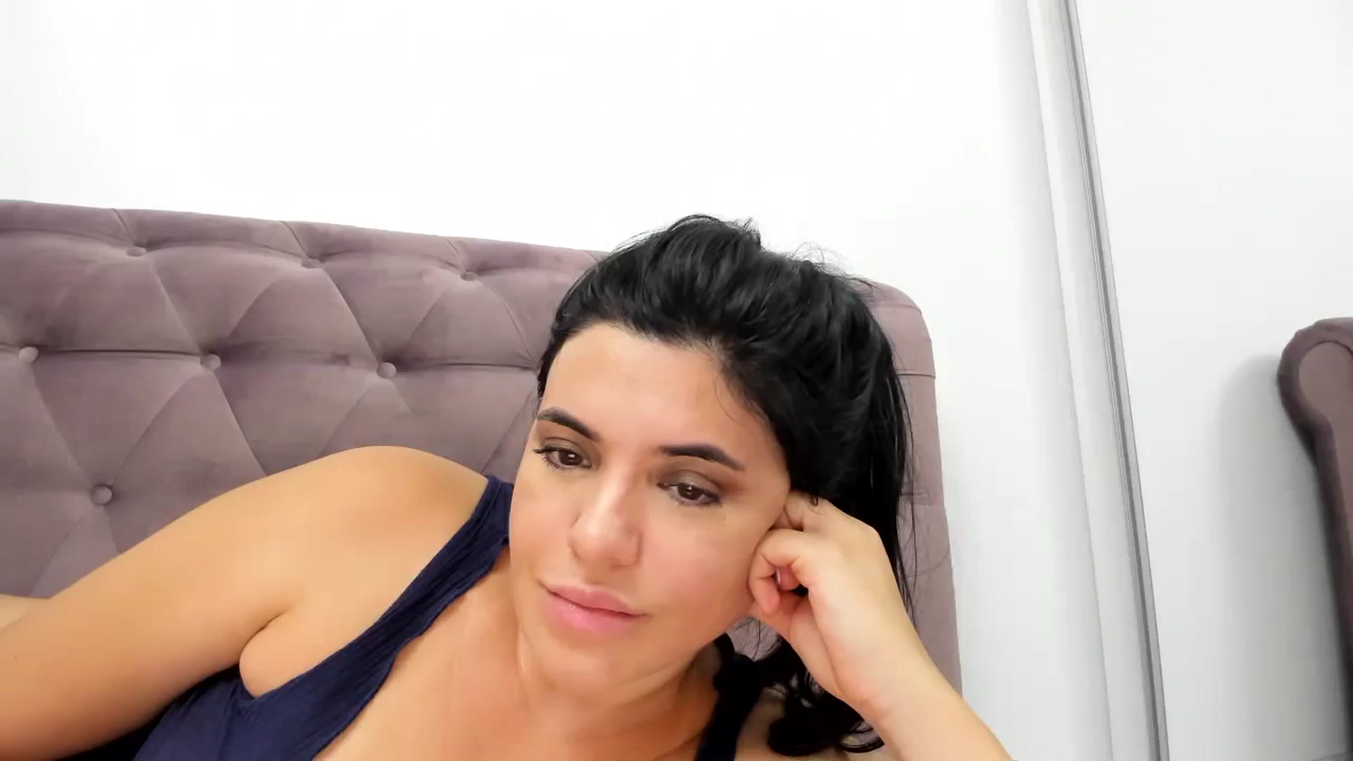 Gallery image thumbnail from Aeena's myfreecams stream on, 08/16/2023, 22:04 image 7 of 20