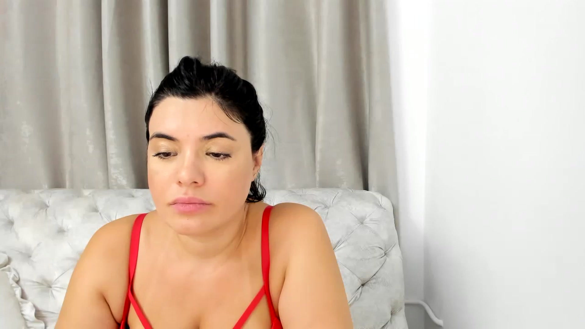 Gallery image thumbnail from Aeena's myfreecams stream on, 08/18/2023, 21:20 image 2 of 20