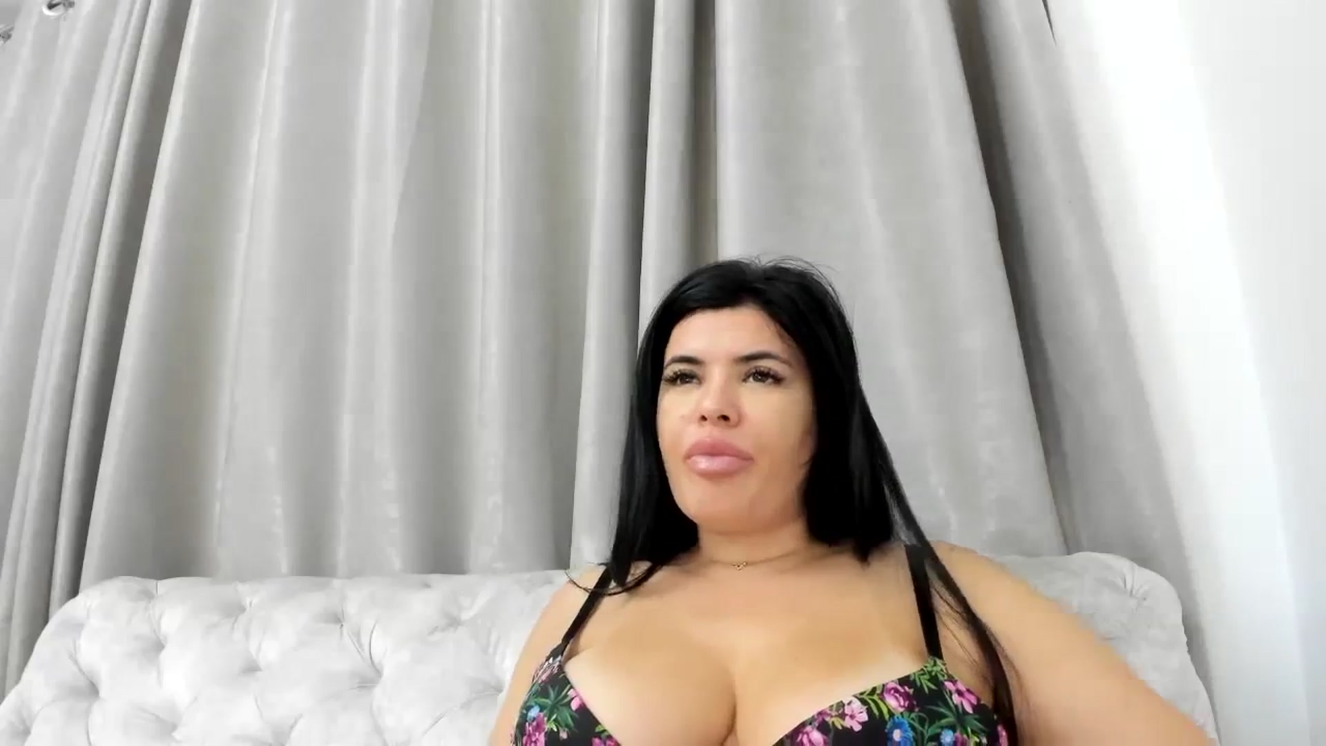 Gallery image thumbnail from Aeena's myfreecams stream on, 09/11/2023, 21:50 image 15 of 20