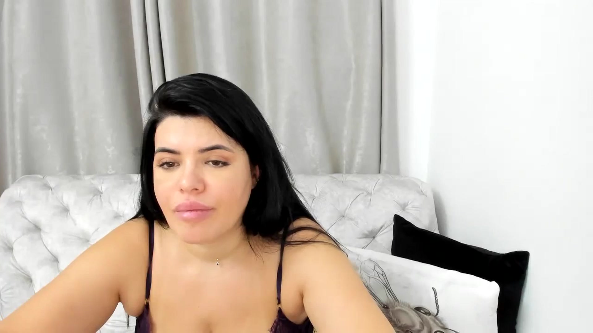 Gallery image thumbnail from Aeena's myfreecams stream on, 09/25/2023, 22:06 image 5 of 20