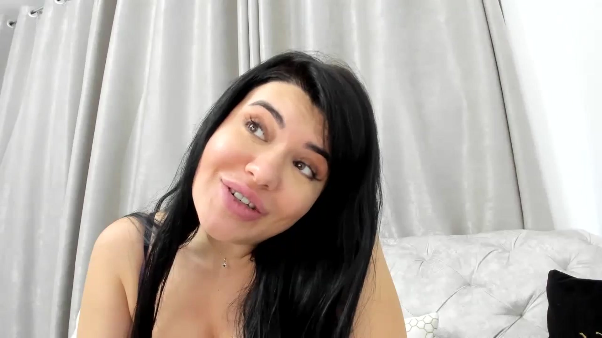 Gallery image thumbnail from Aeena's myfreecams stream on, 09/25/2023, 22:06 image 11 of 20