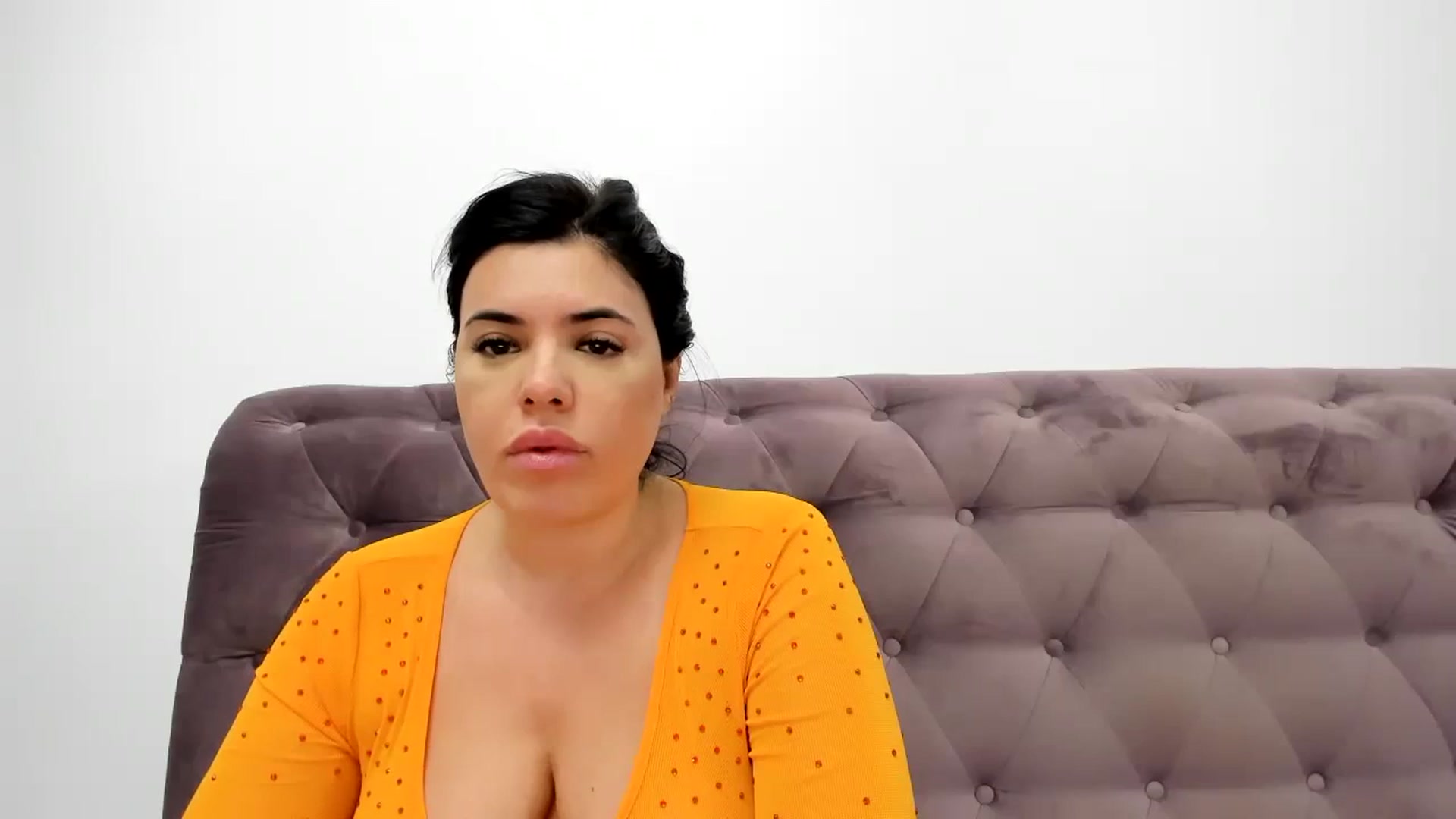 Gallery image thumbnail from Aeena's myfreecams stream on, 10/03/2023, 21:52 image 4 of 20