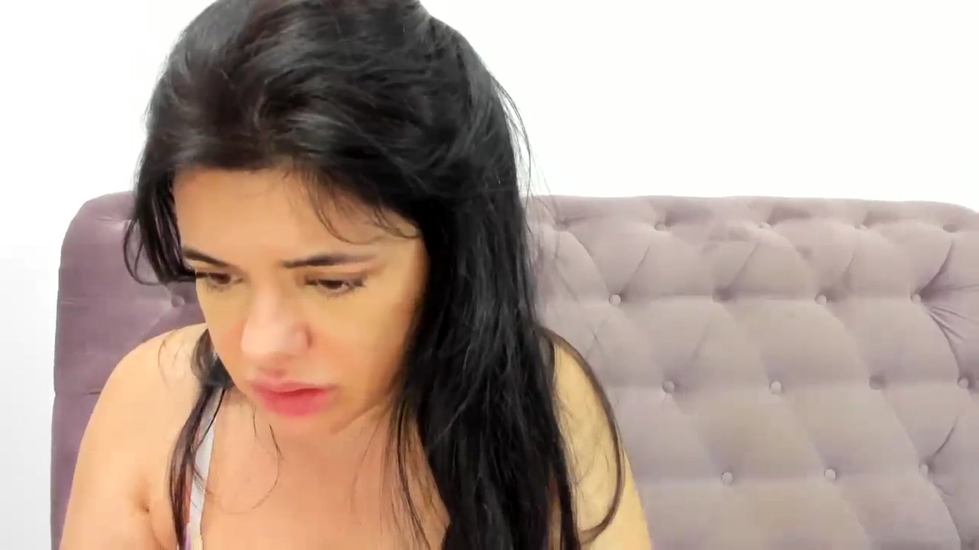 Gallery image thumbnail from Aeena's myfreecams stream on, 10/20/2023, 21:27 image 10 of 20
