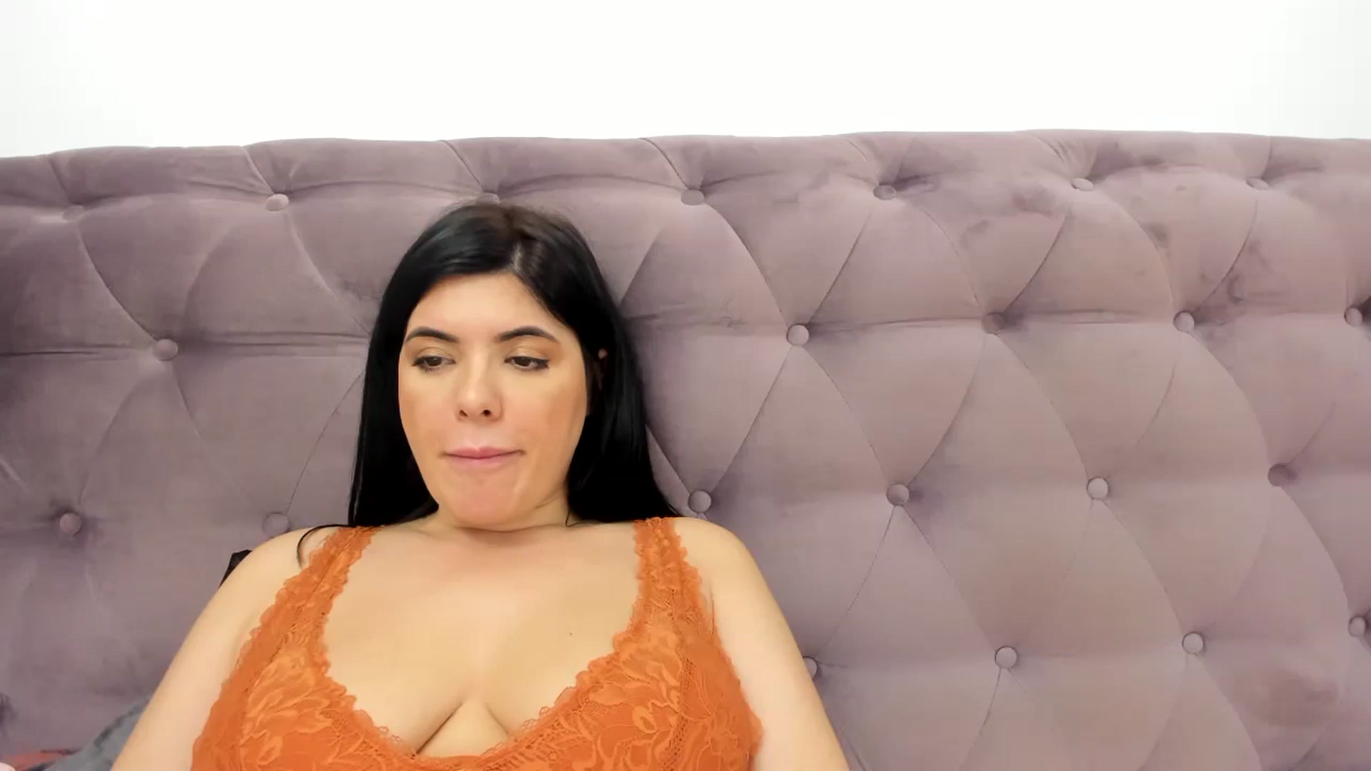 Gallery image thumbnail from Aeena's myfreecams stream on, 10/30/2023, 21:27 image 5 of 20