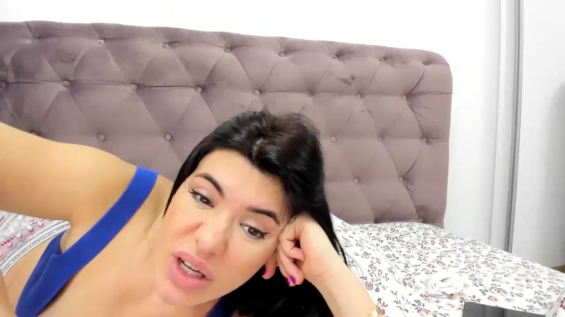Gallery image thumbnail from Aeena's myfreecams stream on, 11/25/2023, 23:14 image 11 of 20