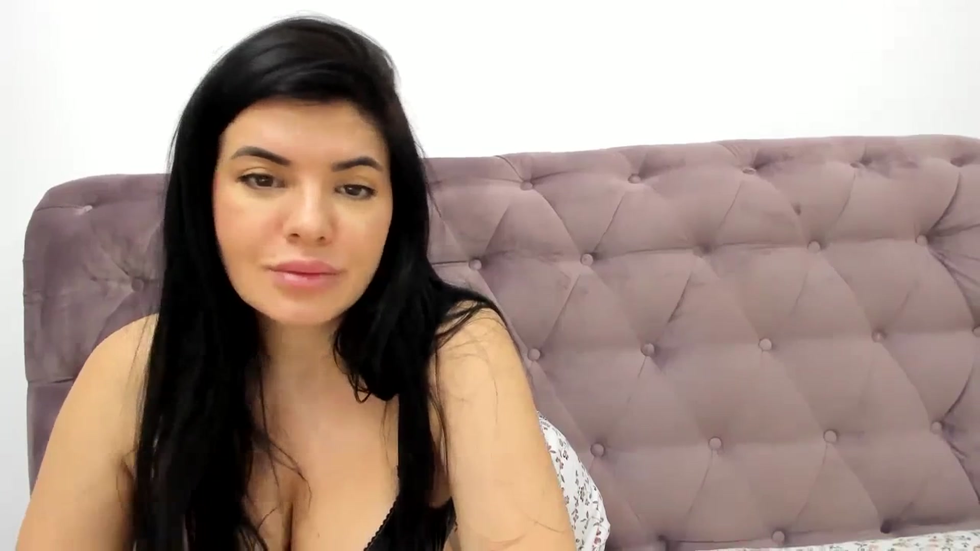 Gallery image thumbnail from Aeena's myfreecams stream on, 11/30/2023, 23:05 image 7 of 20