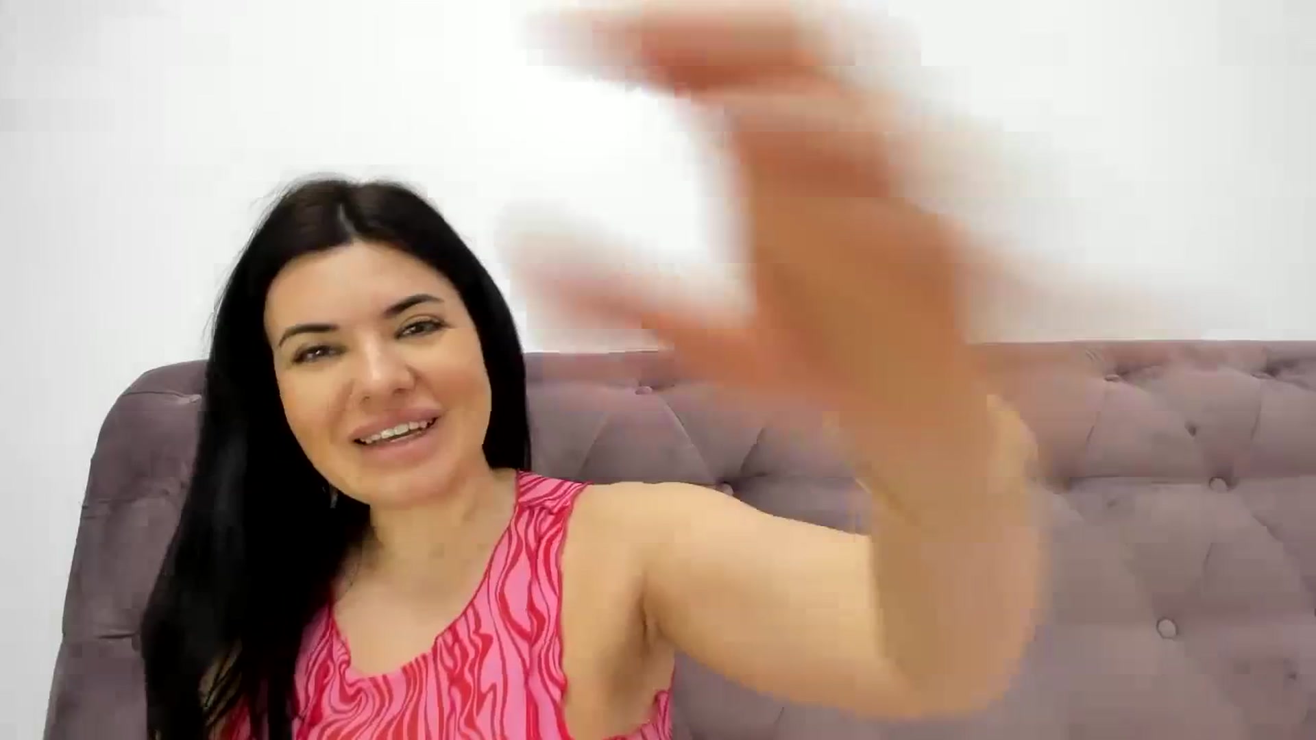 Gallery image thumbnail from Aeena's myfreecams stream on, 12/08/2023, 21:38 image 3 of 20