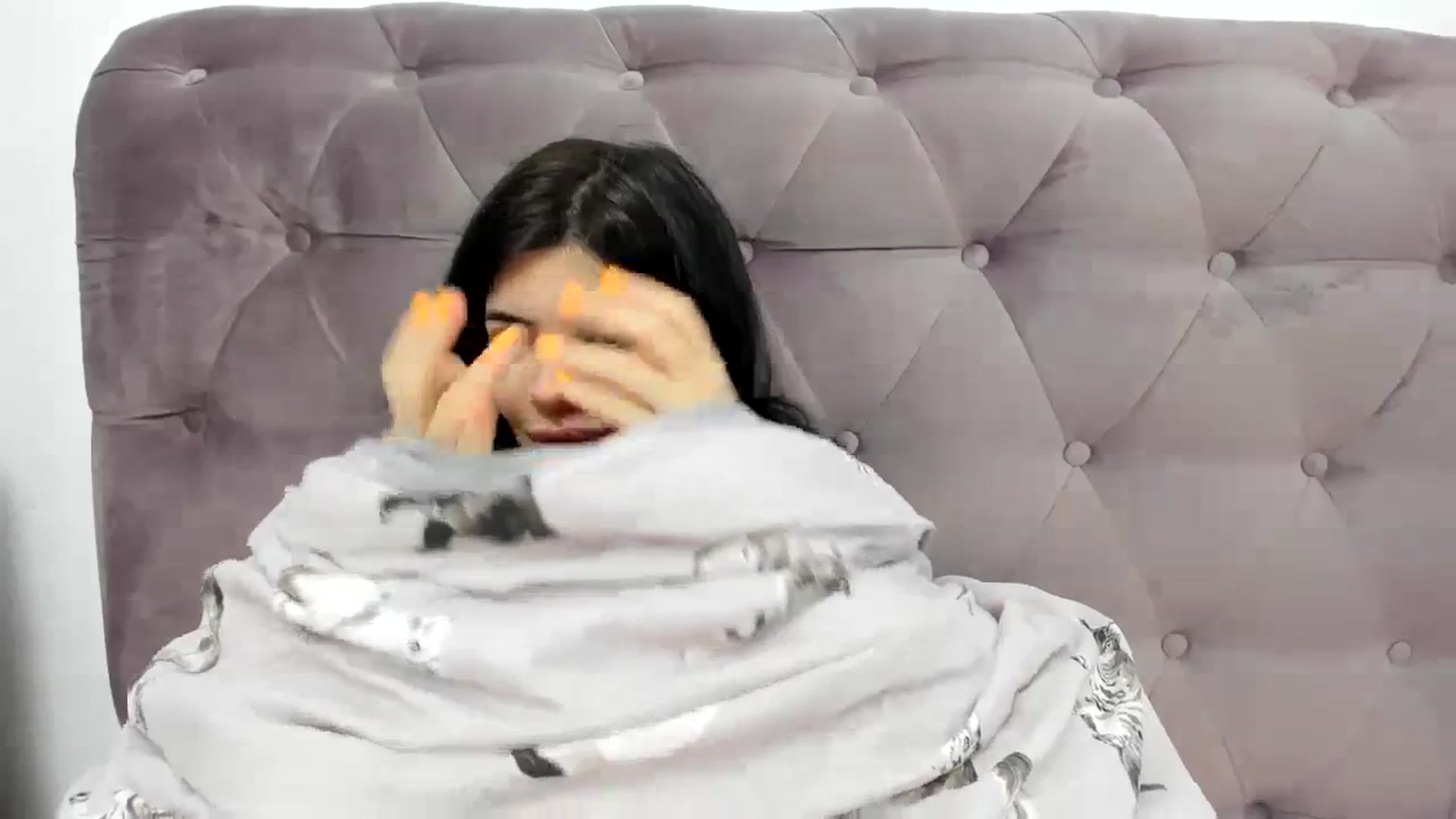 Gallery image thumbnail from Aeena's myfreecams stream on, 12/14/2023, 22:30 image 8 of 20