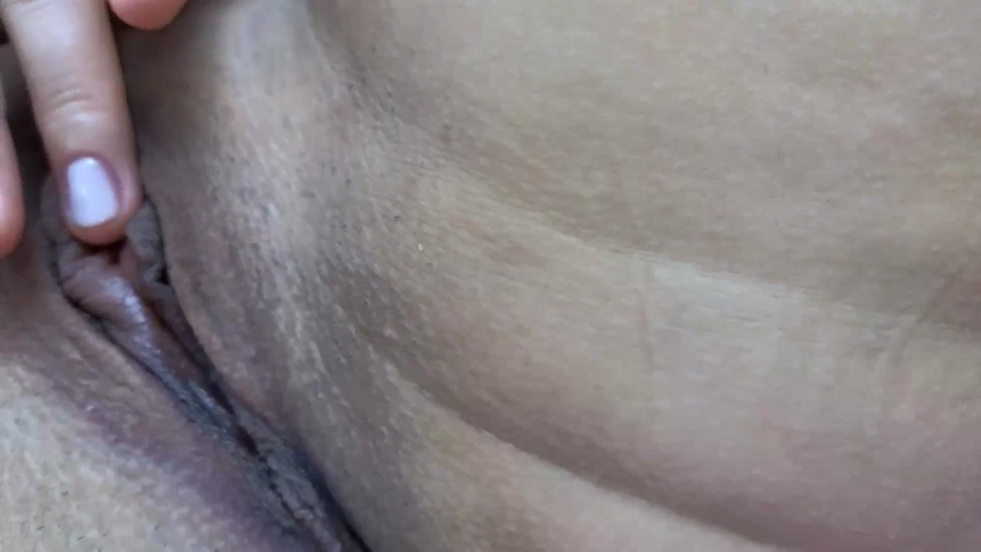 Gallery image thumbnail from Aeena's myfreecams stream on, 03/30/2024, 22:44 image 12 of 20
