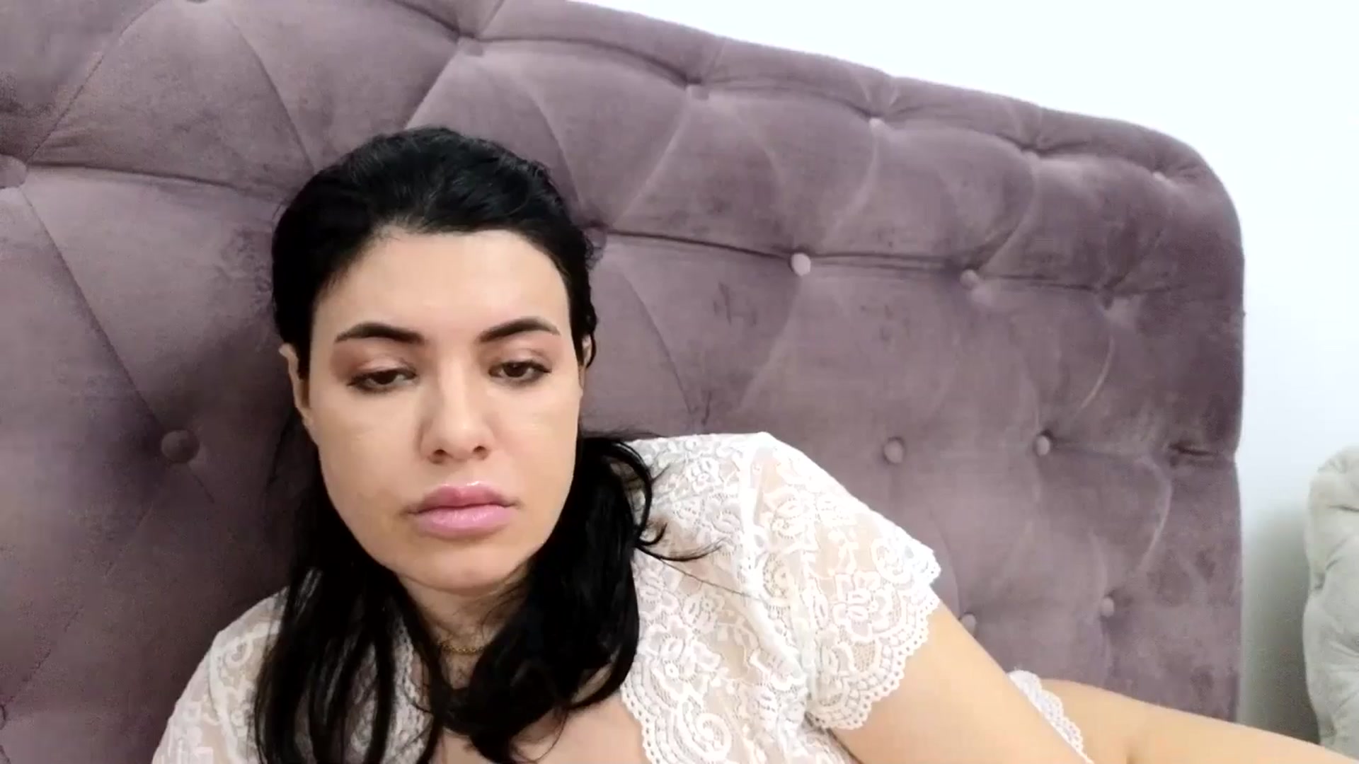 Gallery image thumbnail from Aeena's myfreecams stream on, 04/22/2024, 22:56 image 16 of 20