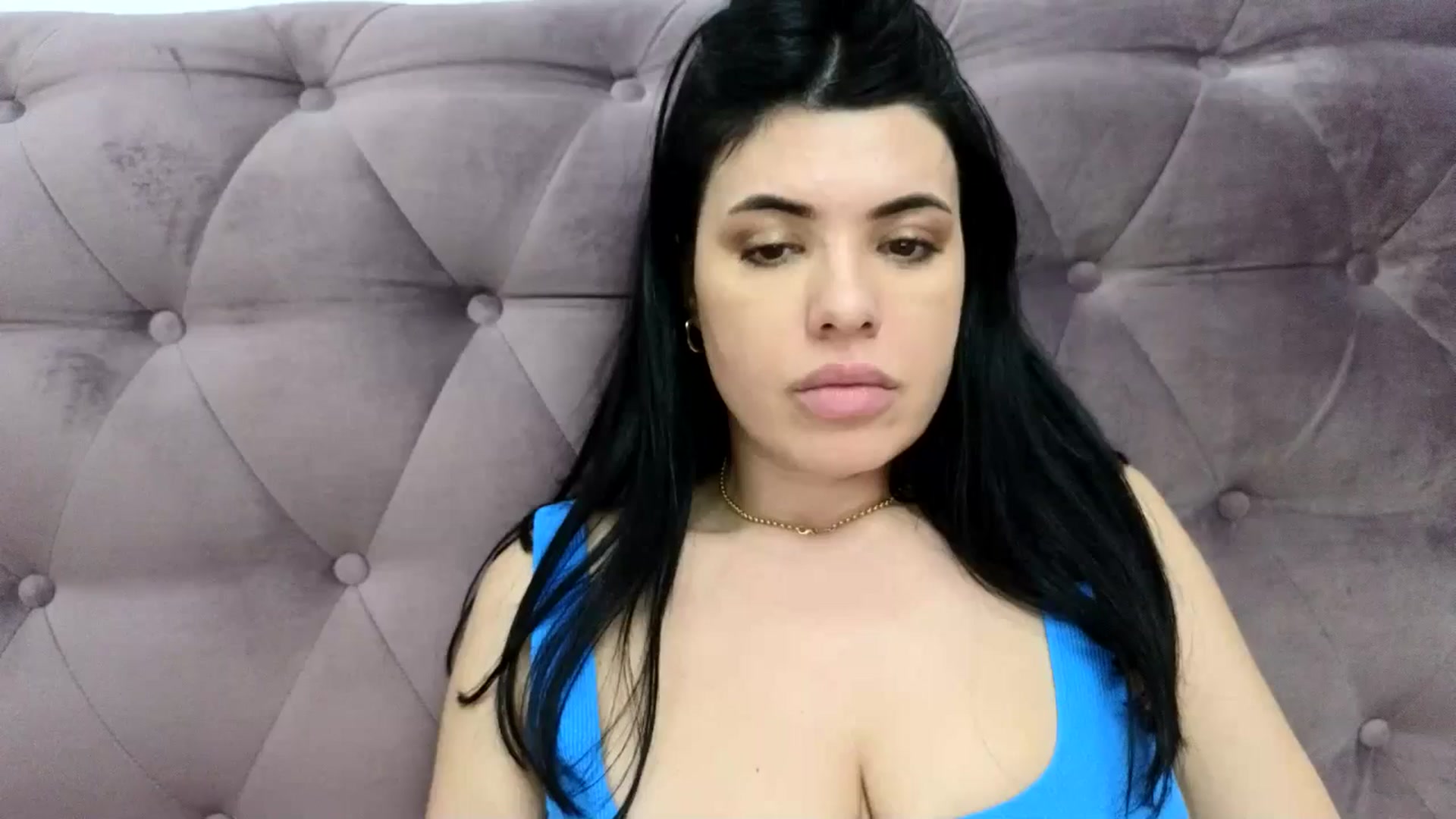 Gallery image thumbnail from Aeena's myfreecams stream on, 04/24/2024, 22:09 image 7 of 20