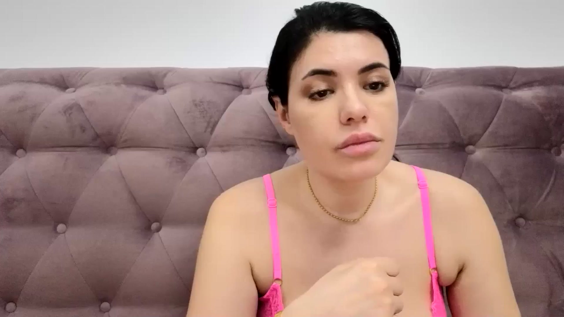 Gallery image thumbnail from Aeena's myfreecams stream on, 04/25/2024, 22:00 image 1 of 20