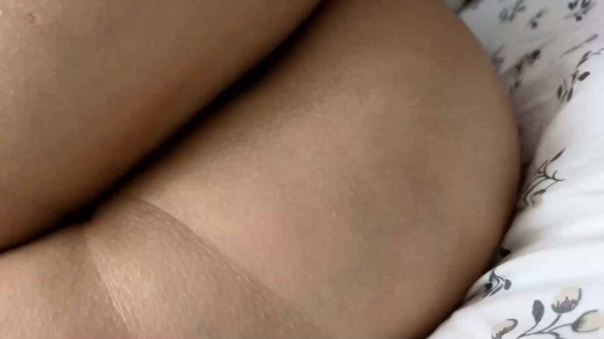 Gallery image thumbnail from Aeena's myfreecams stream on, 04/26/2024, 22:33 image 16 of 20