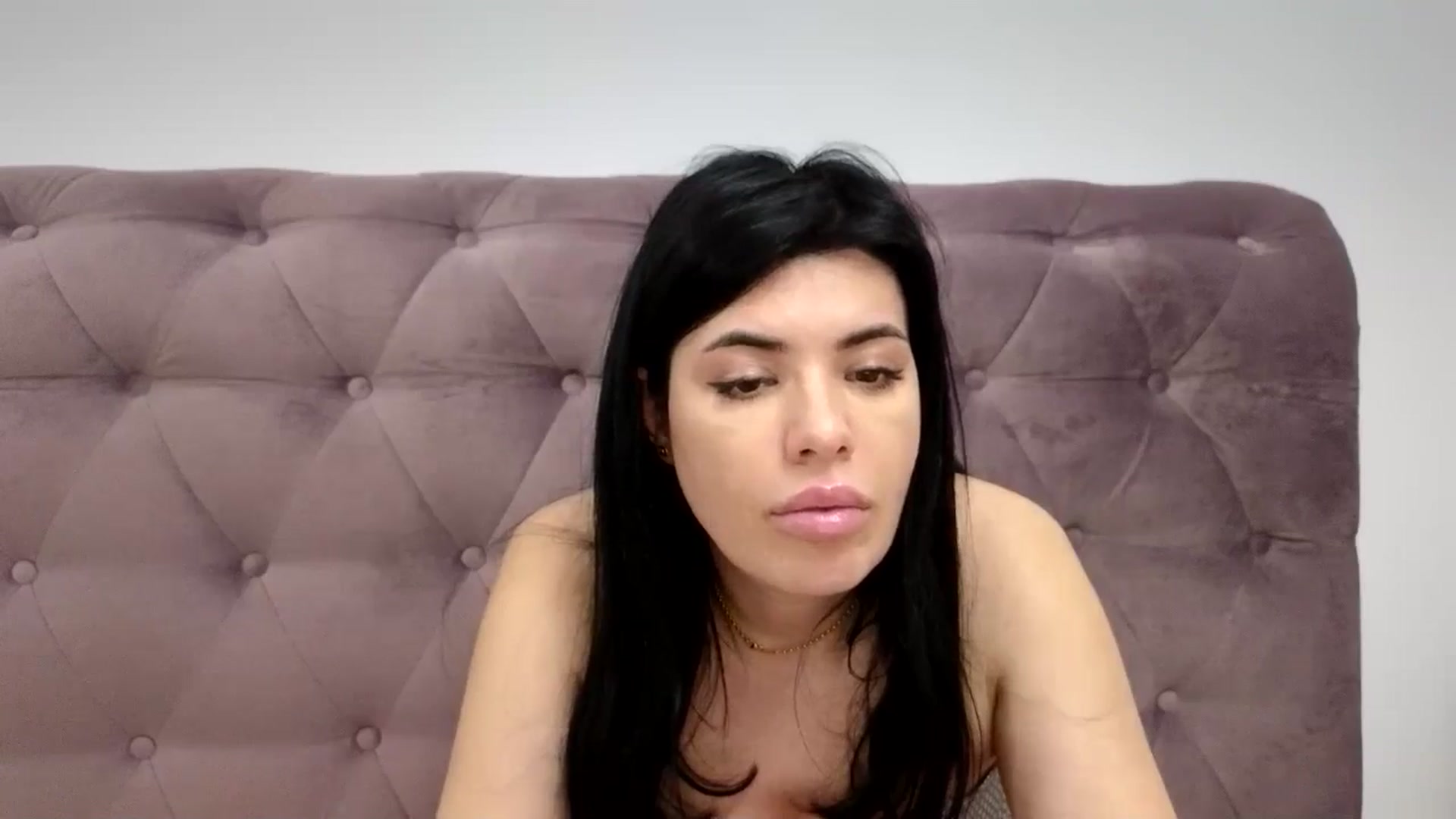 Gallery image thumbnail from Aeena's myfreecams stream on, 04/27/2024, 23:09 image 9 of 20