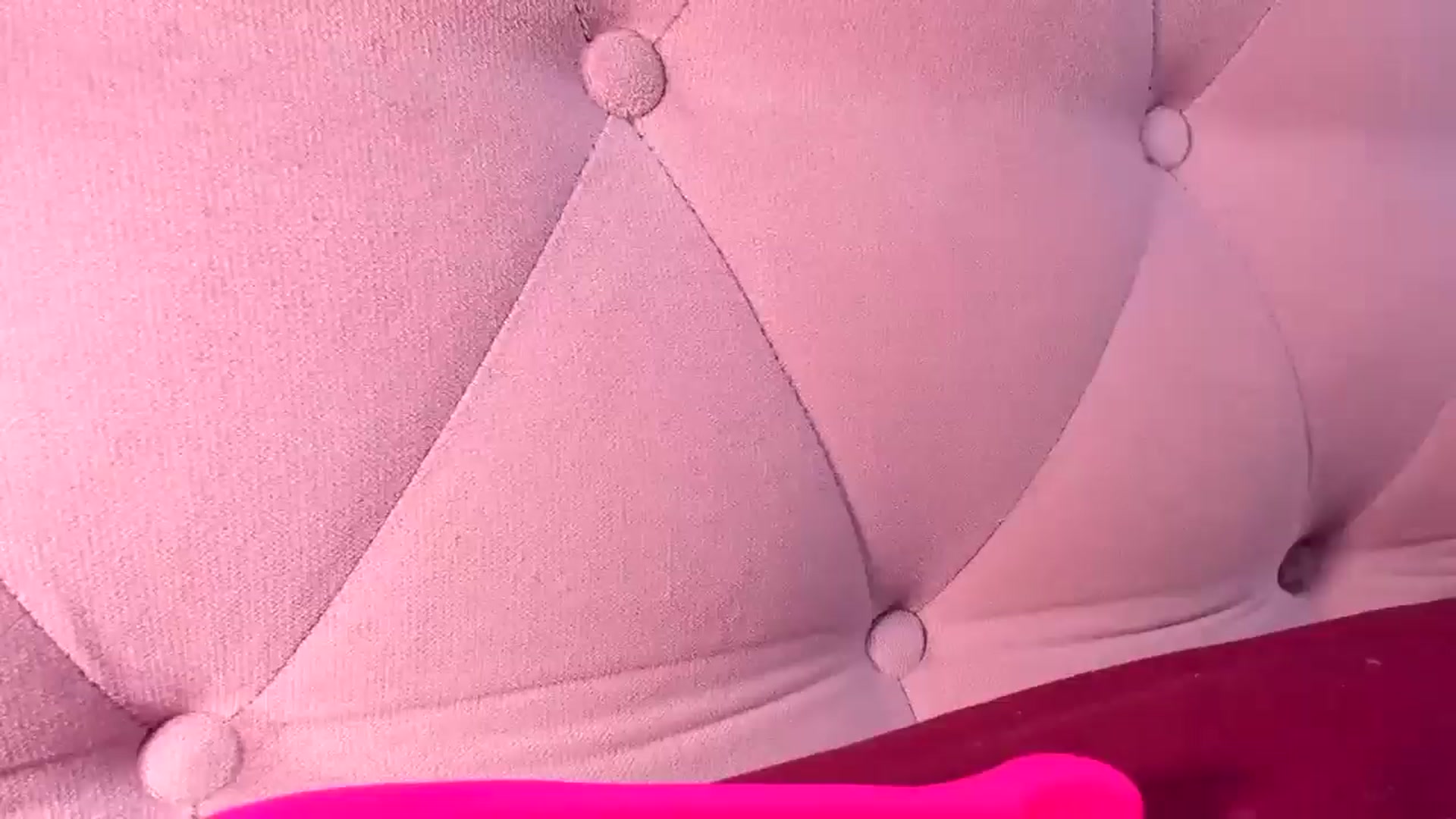 Gallery image thumbnail from Aeena's myfreecams stream on, 05/26/2024, 22:50 image 4 of 20