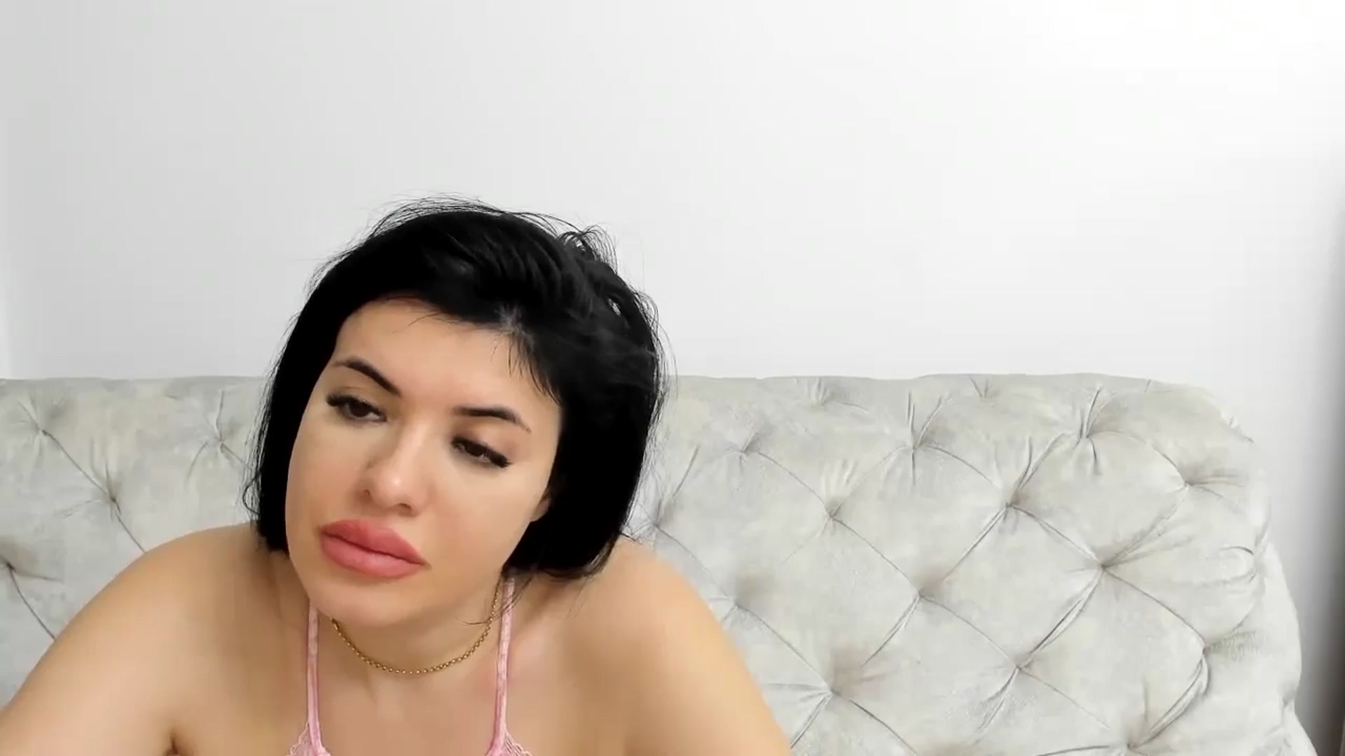 Gallery image thumbnail from Aeena's myfreecams stream on, 06/17/2024, 22:57 image 9 of 20