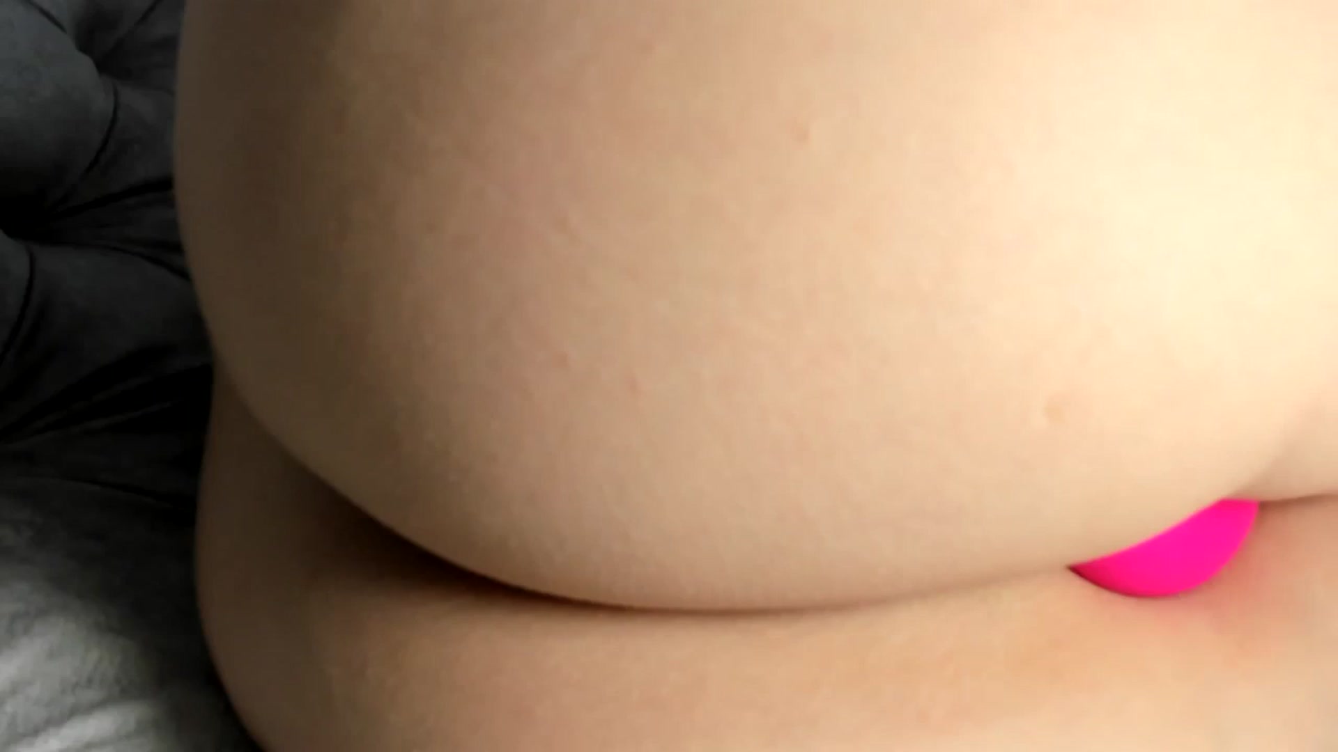 Gallery image thumbnail from Aeena's myfreecams stream on, 06/22/2024, 23:05 image 1 of 20