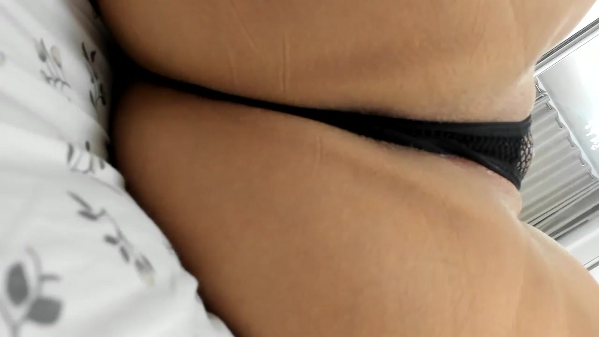Gallery image thumbnail from Aeena's myfreecams stream on, 09/13/2024, 22:34 image 10 of 20