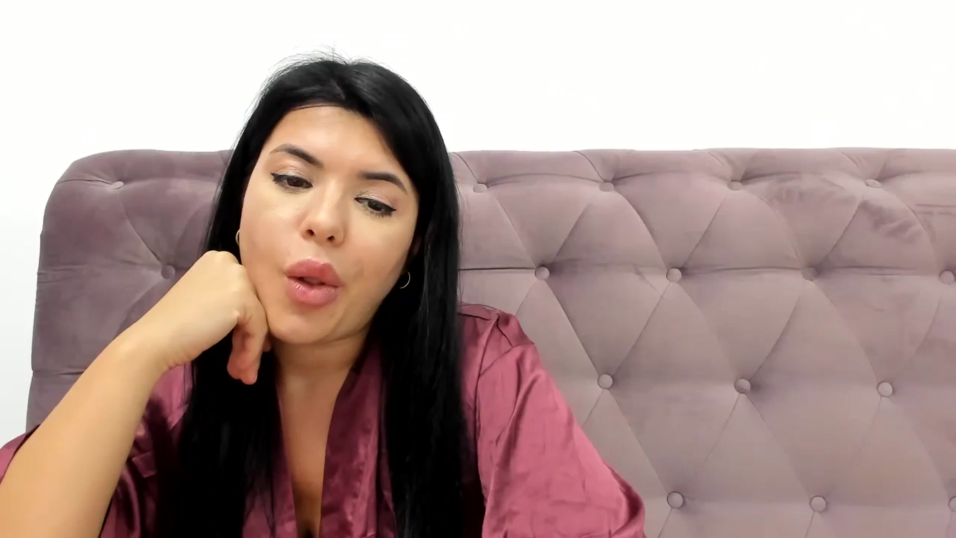 Gallery image thumbnail from Aeena's myfreecams stream on, 09/21/2024, 23:05 image 19 of 20