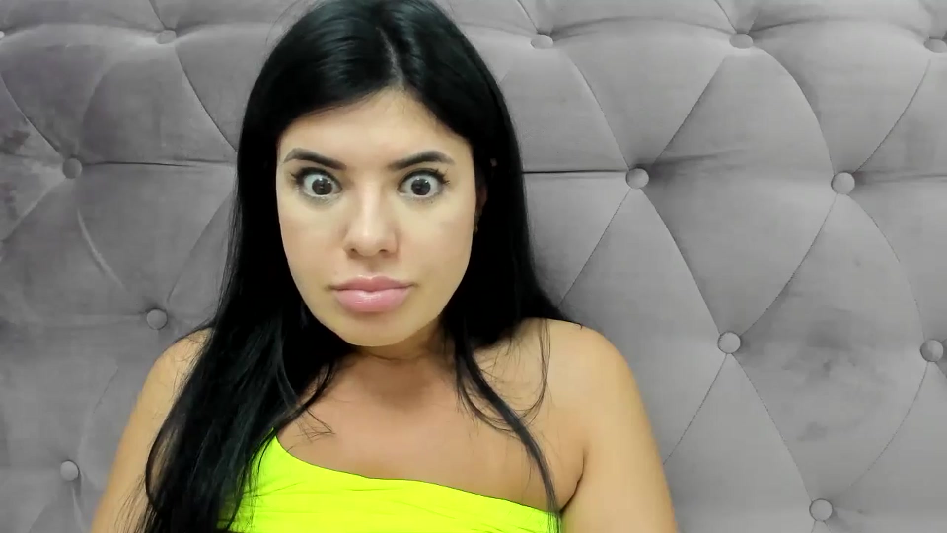 Gallery image thumbnail from Aeena's myfreecams stream on, 10/24/2024, 23:04 image 18 of 20