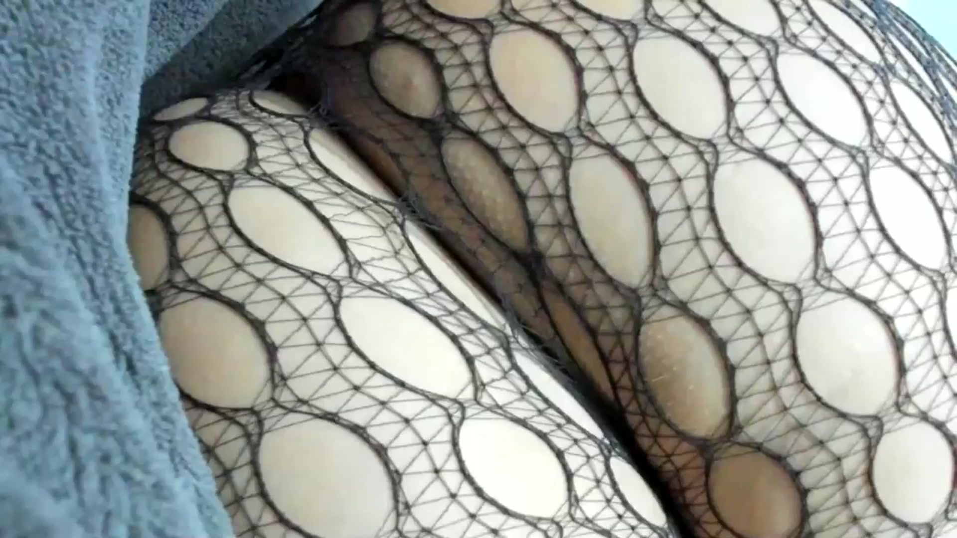 Gallery image thumbnail from Aeena's myfreecams stream on, 10/26/2024, 22:08 image 17 of 20
