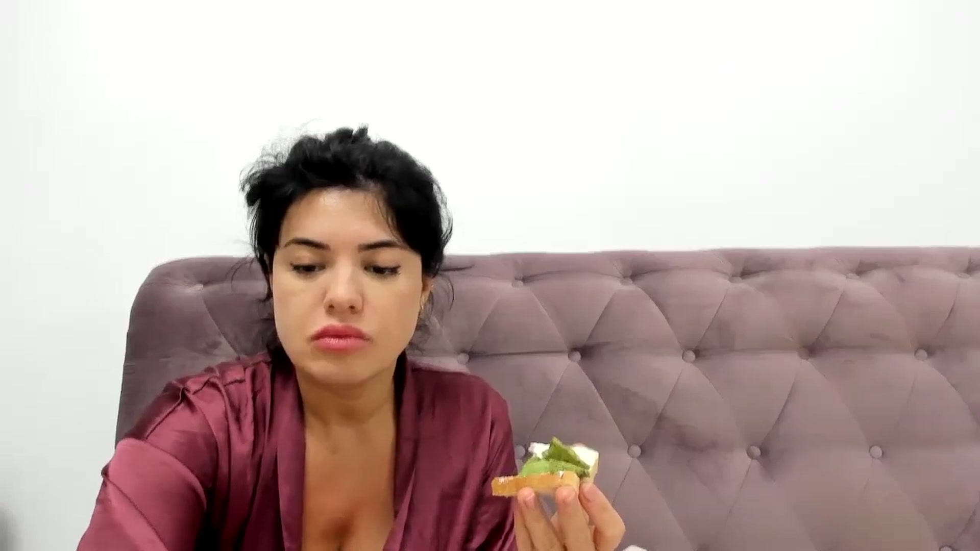 Gallery image thumbnail from Aeena's myfreecams stream on, 10/30/2024, 23:04 image 9 of 20