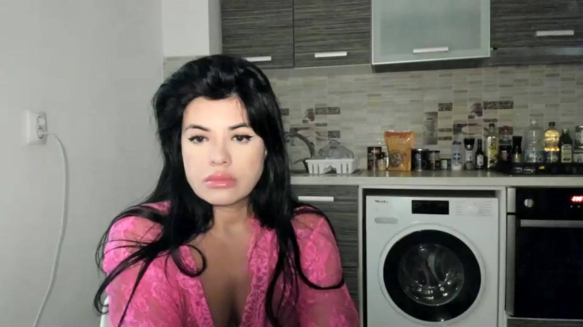 Gallery image thumbnail from Aeena's myfreecams stream on, 11/13/2024, 23:03 image 1 of 20