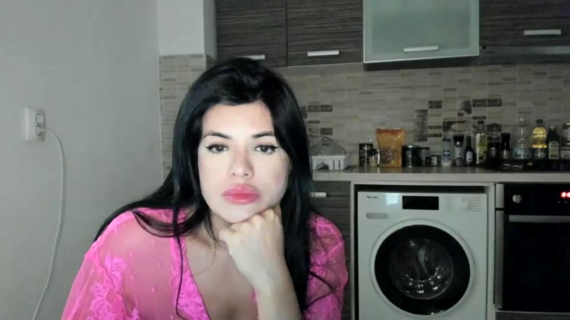 Gallery image thumbnail from Aeena's myfreecams stream on, 11/13/2024, 23:03 image 13 of 20