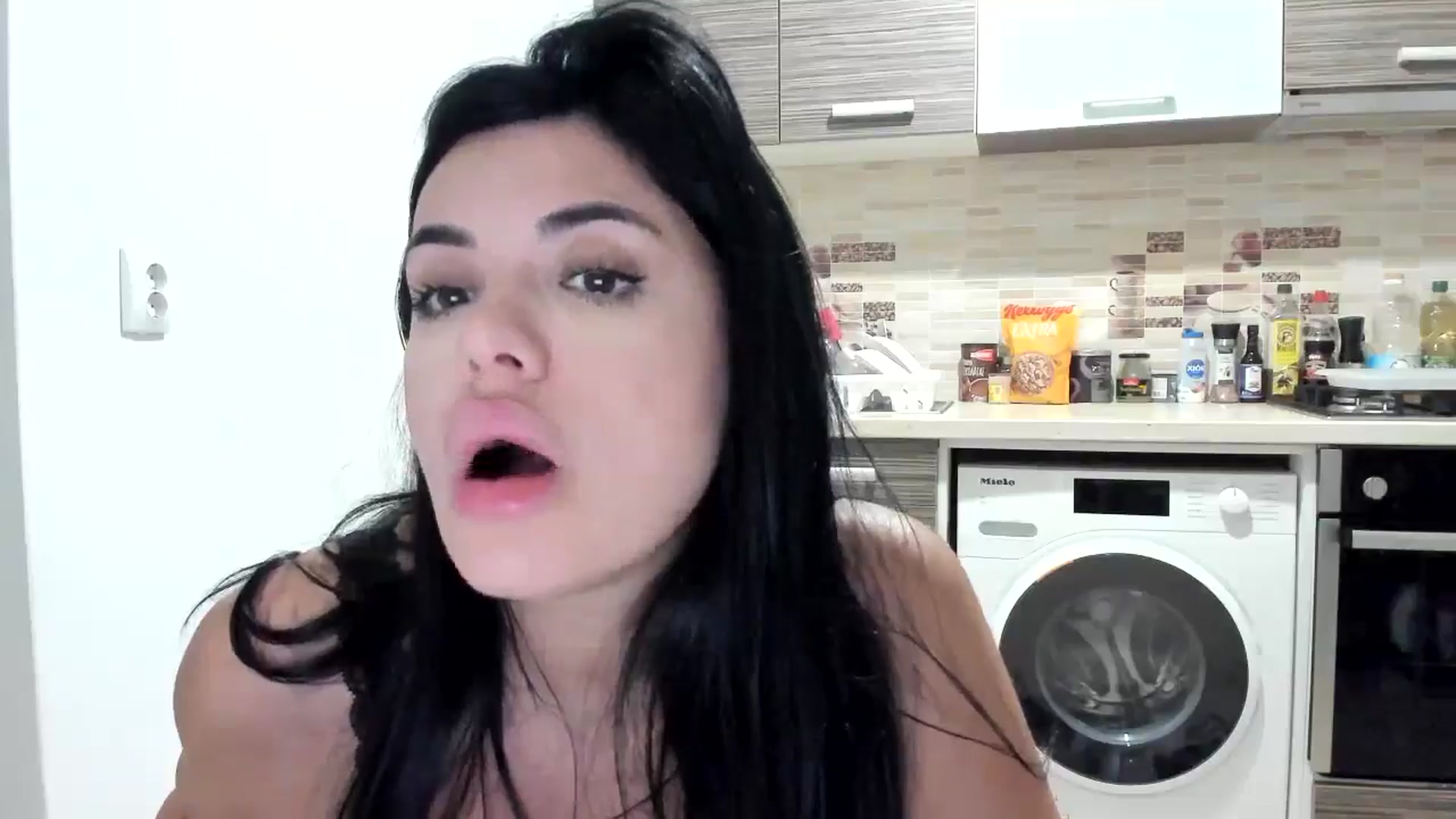 Gallery image thumbnail from Aeena's myfreecams stream on, 11/14/2024, 22:48 image 19 of 20